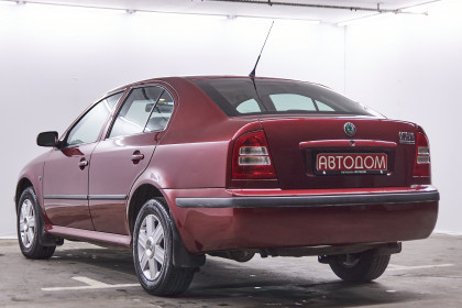 Продажа Skoda Octavia I (A4) Рестайлинг 1.4 MT (75 л.с.) 2008 Бордовый в Автодом