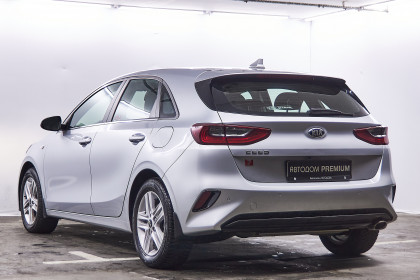 Продажа Kia Ceed III 1.0 MT (120 л.с.) 2020 Серебристый в Автодом