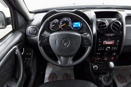 Продажа Renault Duster I Рестайлинг 2.0 AT (143 л.с.) 2018 Коричневый в Автодом