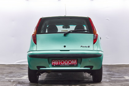 Продажа Fiat Punto II 5-speed 1.2 MT (80 л.с.) 2002 Зеленый в Автодом