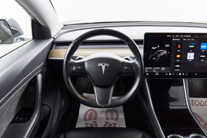 Продажа Tesla Model 3 I Long Range 0.0 AT (287 л.с.) 2018 Черный в Автодом