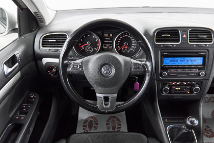 Продажа Volkswagen Golf VI 1.2 MT (105 л.с.) 2010 Серебристый в Автодом