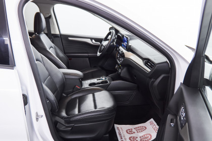 Продажа Ford Escape IV 1.5 AT (180 л.с.) 2021 Белый в Автодом