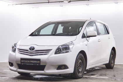 Продажа Toyota Verso I 2.0 MT (126 л.с.) 2010 Белый в Автодом
