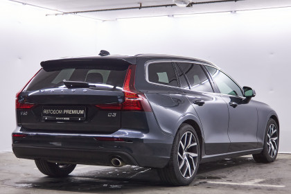 Продажа Volvo V60 II 2.0 AT (150 л.с.) 2018 Серый в Автодом