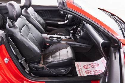 Продажа Ford Mustang VI Рестайлинг 2.3 AT (314 л.с.) 2019 Красный в Автодом