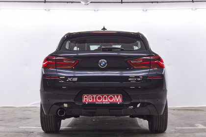 Продажа BMW X2 I (F39) sDrive18i 1.5 AMT (140 л.с.) 2019 Черный в Автодом