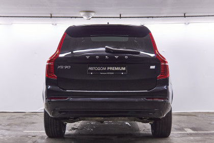 Продажа Volvo XC90 II Рестайлинг Recharge 2.0 AT (320 л.с.) 2021 Черный в Автодом