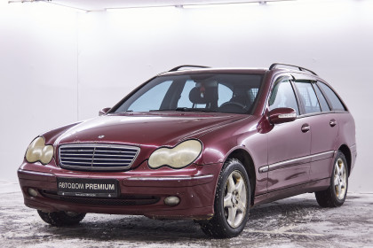 Продажа Mercedes-Benz C-Класс II (W203) 220 2.1 MT (143 л.с.) 2001 Бордовый в Автодом