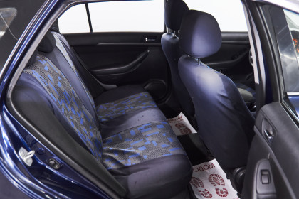Продажа Toyota Avensis II Рестайлинг 2.0 MT (126 л.с.) 2007 Синий в Автодом