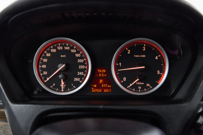 Продажа BMW X6 I (E71) 30d 3.0 AT (235 л.с.) 2009 Бордовый в Автодом