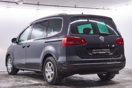 Продажа Volkswagen Sharan II 1.4 MT (150 л.с.) 2011 Серый в Автодом