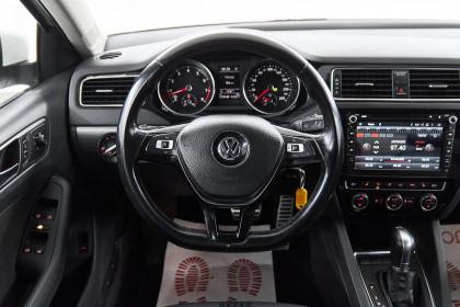 Продажа Volkswagen Jetta VI Рестайлинг 1.6 AT (110 л.с.) 2017 Белый в Автодом