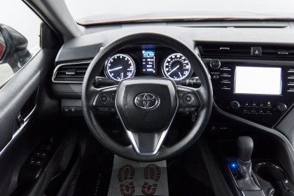 Продажа Toyota Camry VIII (XV70) US Market 2.5 AT (203 л.с.) 2019 Бордовый в Автодом