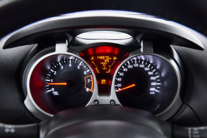 Продажа Nissan Juke I Рестайлинг 1.6 CVT (117 л.с.) 2015 Красный в Автодом