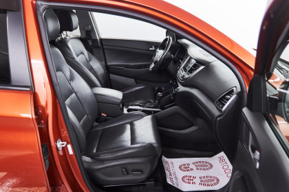 Продажа Hyundai Tucson III 1.6 AMT (177 л.с.) 2016 Оранжевый в Автодом