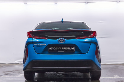 Продажа Toyota Prius IV Рестайлинг (XW50) 1.8 AT (98 л.с.) 2019 Синий в Автодом