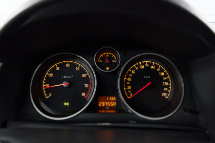 Продажа Opel Astra H Рестайлинг 1.6 MT (115 л.с.) 2008 Черный в Автодом