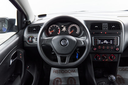 Продажа Volkswagen Polo VI 1.6 MT (110 л.с.) 2020 Синий в Автодом