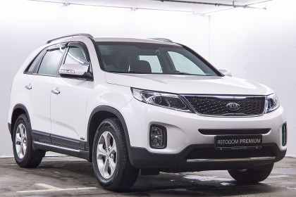 Продажа Kia Sorento II Рестайлинг 2.4 AT (175 л.с.) 2019 Белый в Автодом