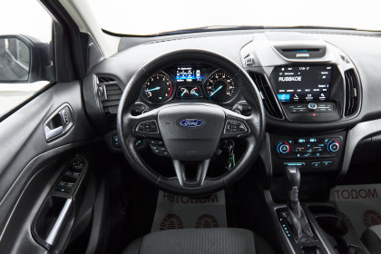 Продажа Ford Escape III Рестайлинг 1.5 AT (182 л.с.) 2016 Серый в Автодом