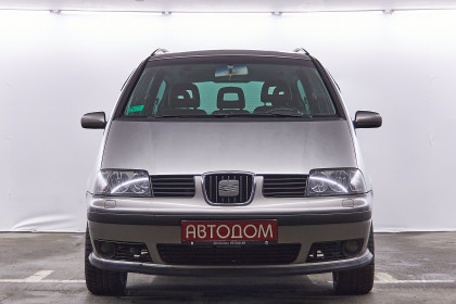 Продажа SEAT Alhambra I Рестайлинг 2.0 MT (138 л.с.) 2007 Серебристый в Автодом