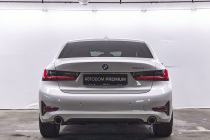 Продажа BMW 3 серии VII (G2x) 320d 2.0 AT (190 л.с.) 2019 Белый в Автодом