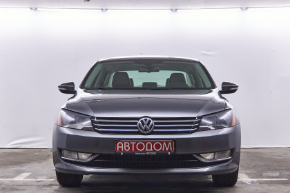 Продажа Volkswagen Passat (North America and China) I 2.0 AMT (140 л.с.) 2012 Серый в Автодом