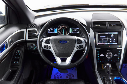 Продажа Ford Explorer V 3.5 AT (294 л.с.) 2012 Черный в Автодом