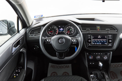 Продажа Volkswagen Tiguan II Allspace 2.0 AT (187 л.с.) 2020 Серый в Автодом