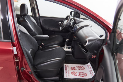 Продажа Nissan Note I Рестайлинг 1.6 AT (110 л.с.) 2013 Красный в Автодом