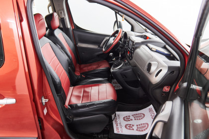 Продажа Peugeot Partner II 1.6 MT (90 л.с.) 2011 Красный в Автодом