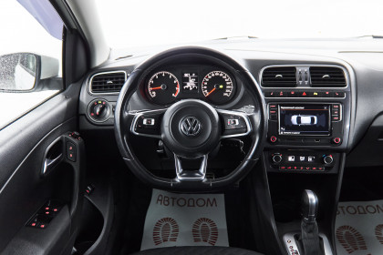 Продажа Volkswagen Polo V Рестайлинг 1.4 AMT (125 л.с.) 2018 Белый в Автодом