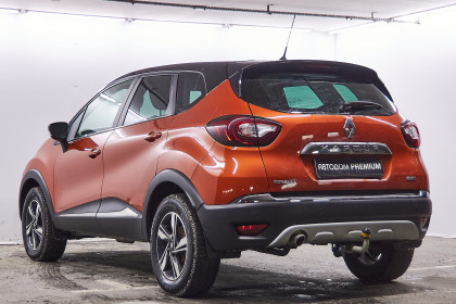 Продажа Renault Kaptur I 2.0 MT (143 л.с.) 2016 Оранжевый в Автодом