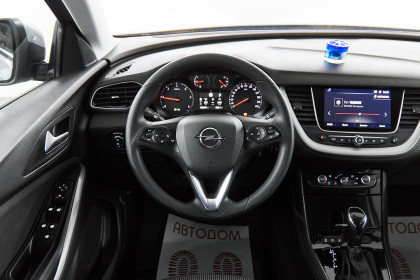 Продажа Opel Grandland X I 1.5 AT (130 л.с.) 2019 Серый в Автодом