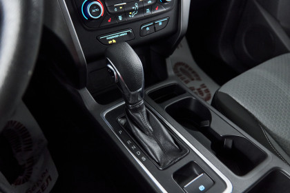 Продажа Ford Escape III Рестайлинг 1.5 AT (182 л.с.) 2017 Серый в Автодом