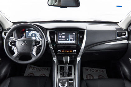 Продажа Mitsubishi Montero Sport III Рестайлинг 3.0 AT (216 л.с.) 2023 Черный в Автодом