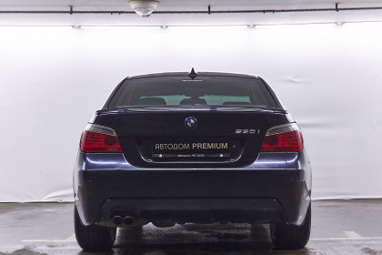 Продажа BMW 5 серии V (E60/E61) Рестайлинг 530i 3.0 AT (272 л.с.) 2008 Черный в Автодом