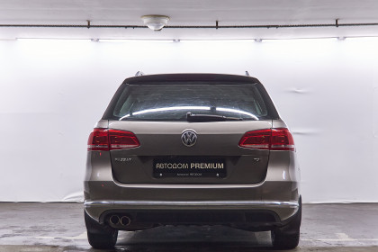 Продажа Volkswagen Passat B7 1.8 MT (152 л.с.) 2011 Коричневый в Автодом