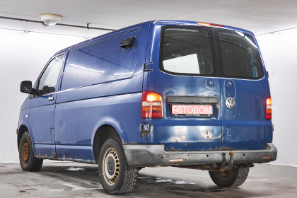 Продажа Volkswagen Transporter T5 2.5 MT (131 л.с.) 2004 Синий в Автодом
