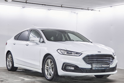 Продажа Ford Mondeo V Рестайлинг 2.0 AT (190 л.с.) 2019 Белый в Автодом