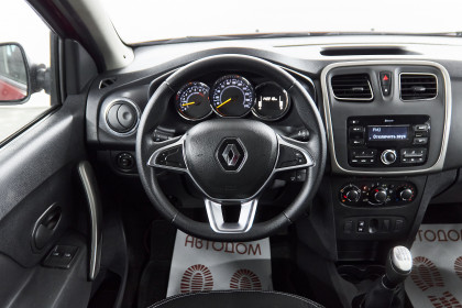 Продажа Renault Logan II Рестайлинг Stepway 1.6 MT (82 л.с.) 2021 Красный в Автодом