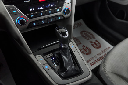 Продажа Hyundai Elantra VI (AD) 2.0 AT (150 л.с.) 2017 Черный в Автодом