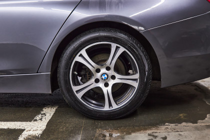 Продажа BMW 3 серии VI (F3x) Рестайлинг 320i 2.0 AT (184 л.с.) 2017 Серый в Автодом