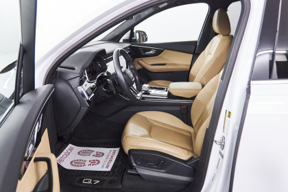 Продажа Audi Q7 II (4M) Рестайлинг 55 TFSI 3.0 AT (340 л.с.) 2020 Белый в Автодом