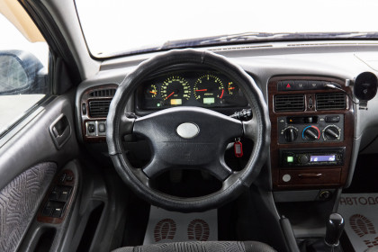 Продажа Toyota Avensis I 2.0 MT (90 л.с.) 2000 Черный в Автодом