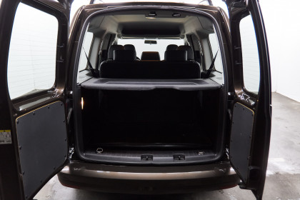 Продажа Volkswagen Caddy IV Alltrack 2.0 MT (122 л.с.) 2018 Коричневый в Автодом
