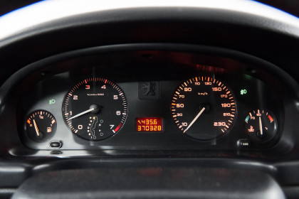 Продажа Peugeot 406 I Рестайлинг 2.0 AT (136 л.с.) 2000 Серебристый в Автодом