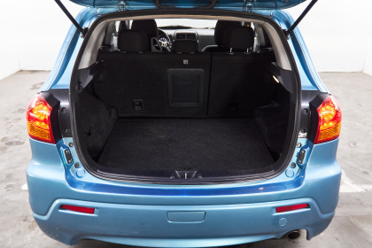 Продажа Mitsubishi Outlander II Рестайлинг 2.0 CVT (147 л.с.) 2011 Синий в Автодом