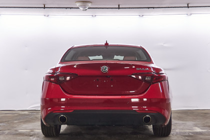 Продажа Alfa Romeo Giulia II (952) 2.0 AT (280 л.с.) 2018 Красный в Автодом